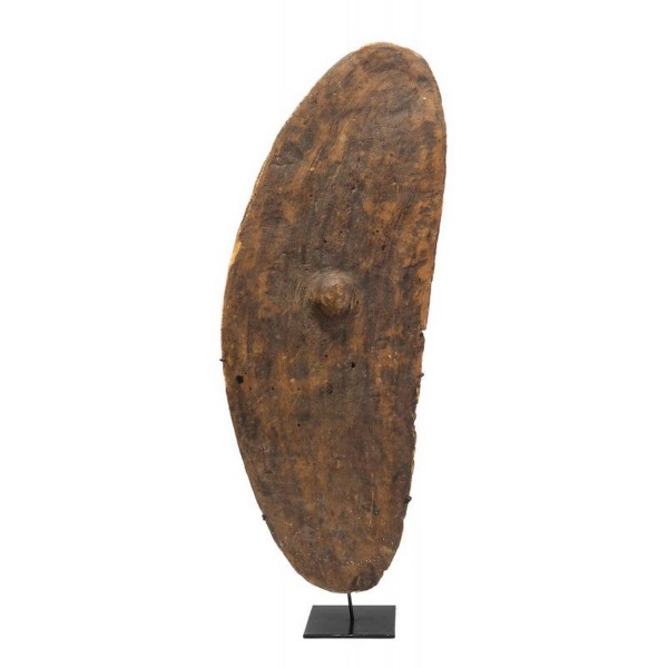 Included in the sale is this late 19th century rainforest shield from Far North Queensland, estimated at $10,000-15,000