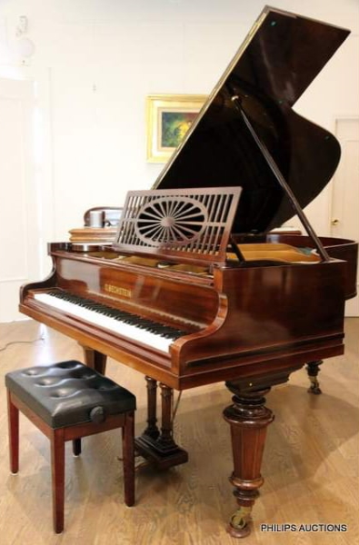 Included in the sale is a mahogany Bechstein grand piano (above) with a $5000 - $10,000 catalogue estimate and a current bid of $5800 at the time of writing, and would be perfect for any aspiring concert pianist. 