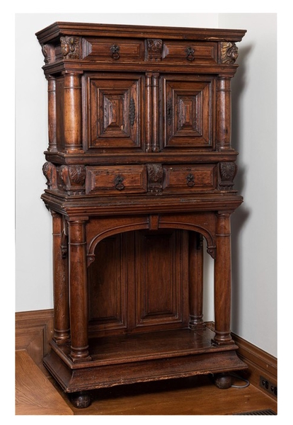 <p>Among the furniture items is a possible 17th century Renaissance-style walnut credence cabinet (lot 1) with a $4000-$6000 catalogue estimate.</p> 